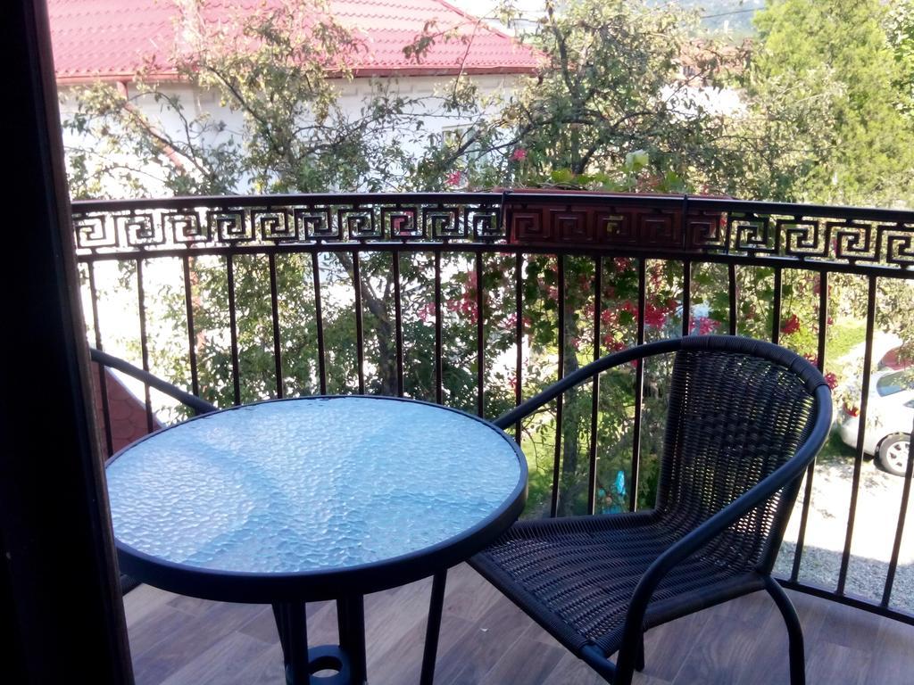 Pensiunea Clasic Curtea de Argeş Esterno foto